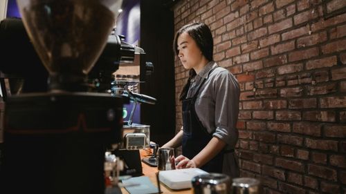 În timp ce cererea de cafea a scăzut cu 1% în 2024, piețele emergente precum China continuă să consume din ce în ce mai multă cafea. „În sezonul 2023-2024, China a importat 4,3 milioane de saci, comparativ cu 1,5 milioane acum patru ani"