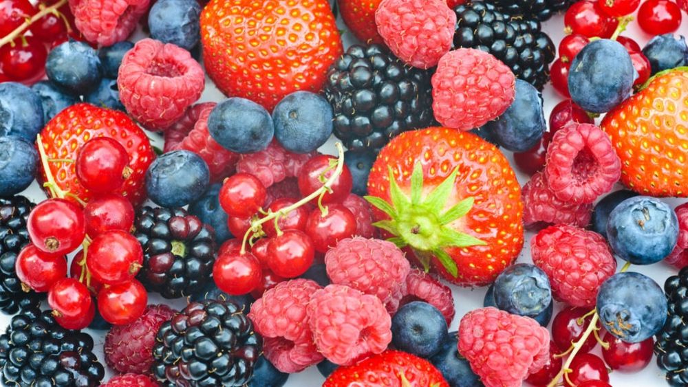 Fructele proaspete, cafeaua, legumele şi conservele de legume, în topul scumpirilor din ultimul an/ În același timp, prețul zahărului a scăzut