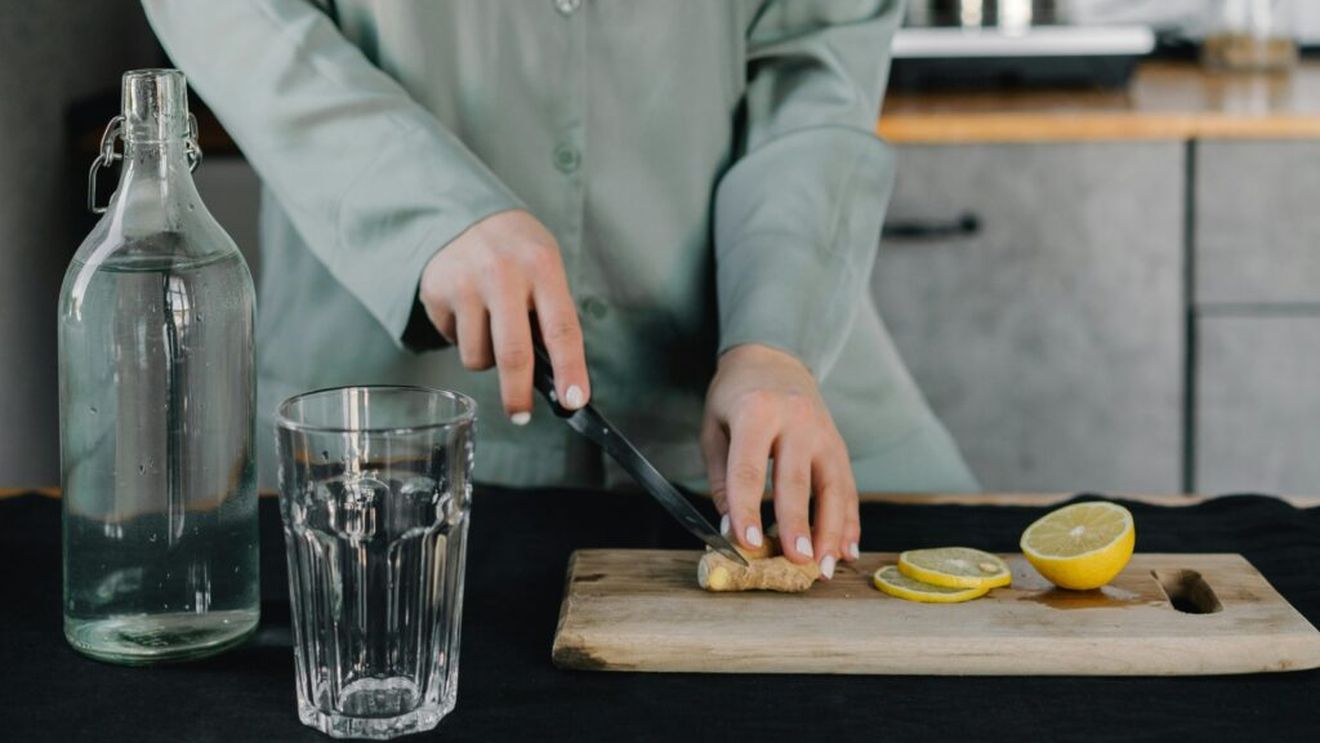 Top 20 de băuturi fără zahăr, recomandate de nutriționiști / Toate sunt delicioase, răcoritoare și te ajută să te menții sănătos