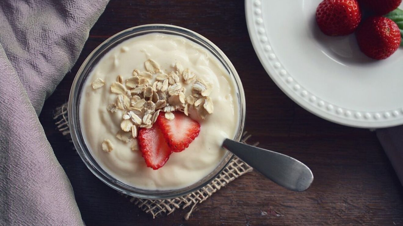 Gustări sănătoase, bogate în proteine și sărace în calorii/Zece alimente pe care să le alegeți oricând, dacă doriți să creșteți aportul de proteine