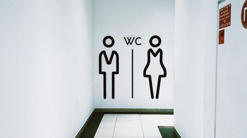 ANSVSA a dat amenzi de aproape 2 milioane de lei în industria alimentară, în martie / Printre neregulile descoperite: lipsa grupului sanitar pentru angajaţi și neefectuarea operaţiunilor DDD