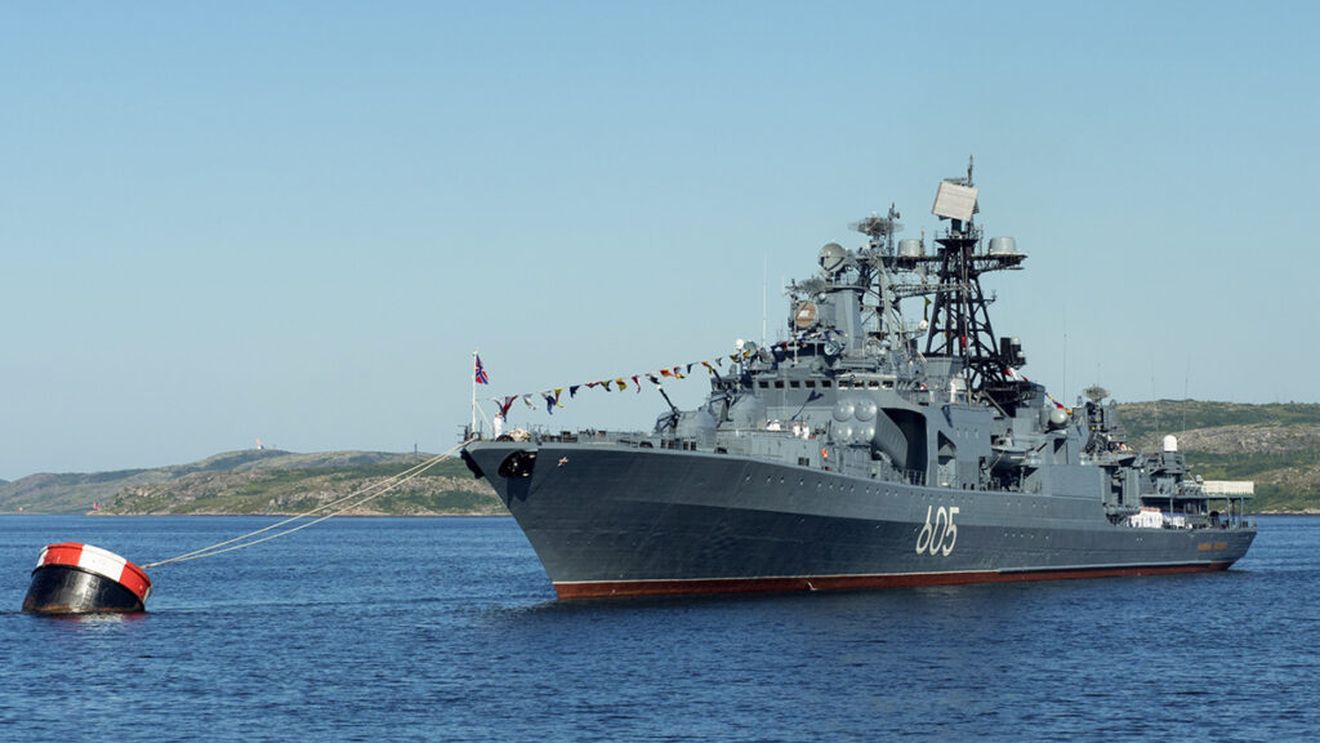 Incident în Marea Barents: O navă de război rusă a tras un foc de avertisment spre un vas de pescuit norvegian. „A fost o explozie puternică, barca noastră se zguduia”