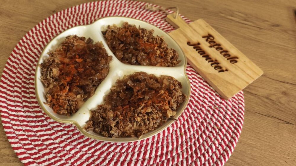 VIDEO | Rețetele Juanitei | Dip de fasole cu usturoi și două feluri de ceapă/ Preparatul perfect pentru post - cină, gustare, prânz la pachet sau doar o poftă de ceva bun