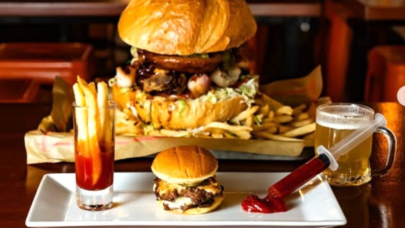 VIDEO I Downsizing, varianta HoReCa. De la restaurantele gourmet la cele fast food, noul trend este de micșorare a porțiilor. Micro meniul pe care îl propune un local din NY la prețul de 8 dolari