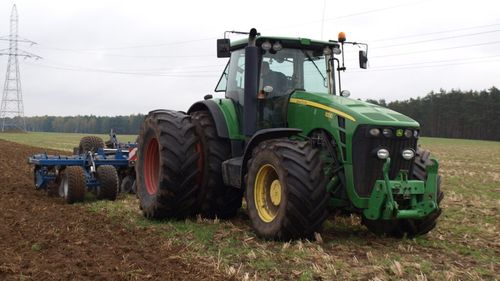 România a trimis în Republica Moldova încă 26 de vagoane-cisternă pline cu motorină: Combustibilul, oferit gratuit agricultorilor