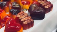Cea mai bună ciocolată din România se face la Brașov/ Premiul „Best Chocolatier 2026”, la ediția a IV-a a Galei Premiilor „Chefi de România”, a revenit Alinei Lungu, de la Luadó Chocolate