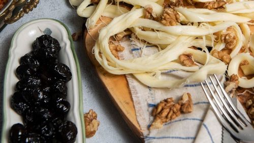 Exclusiv | De ce m-am îndrăgostit de brânzeturile din Turcia / Top 5 brânzeturi: Beyaz Peyniri, Ezine Peyniri, Cecil Peyniri, Chechil și Otlu Peyniri / Favorită este de departe Çeçil Peyniri, brânza cu franjuri