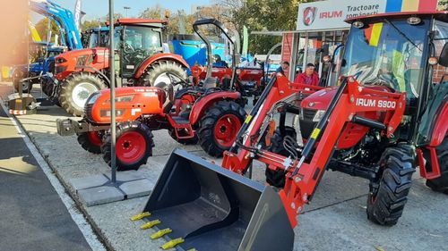 INDAGRA 2025 | Producător român de mașini agricole, noutăți pentru fermieri: plugul care scarifică și o pompă modernă pentru irigații