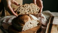 Ce face, de fapt, pâinea cu maia să fie atât de bună / Descoperirea care schimbă tot ce știai despre fermentație