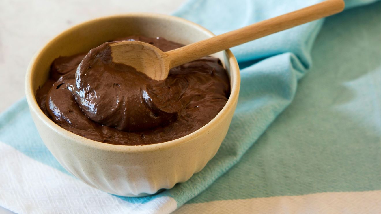 Avocado ca desert. Cremă de avocado și cacao: simplă, cu fructe, între blaturi de tort sau  ca înghețată