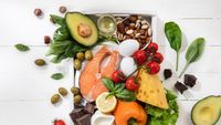 Zincul, mineralul care ar putea încetini îmbătrânirea. Cercetătorii avertizează însă că excesul are efectul opus / Printre cele mai bune surse alimentare se numără fructele de mare, carnea, produsele lactate, nucile și semințele