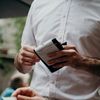„Ăsta mă enervează, arde ouăle și scuipă în ele” / Mesajul scris de un chelner pe bonul de comandă la un restaurant a ajuns direct pe masa clientului