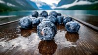 Dieta mediteraneeană are o „verișoară” scandinavă / Cu ce este înlocuit uleiul de măsline. Ce au descoperit cercetătorii despre dieta nordică și longevitate