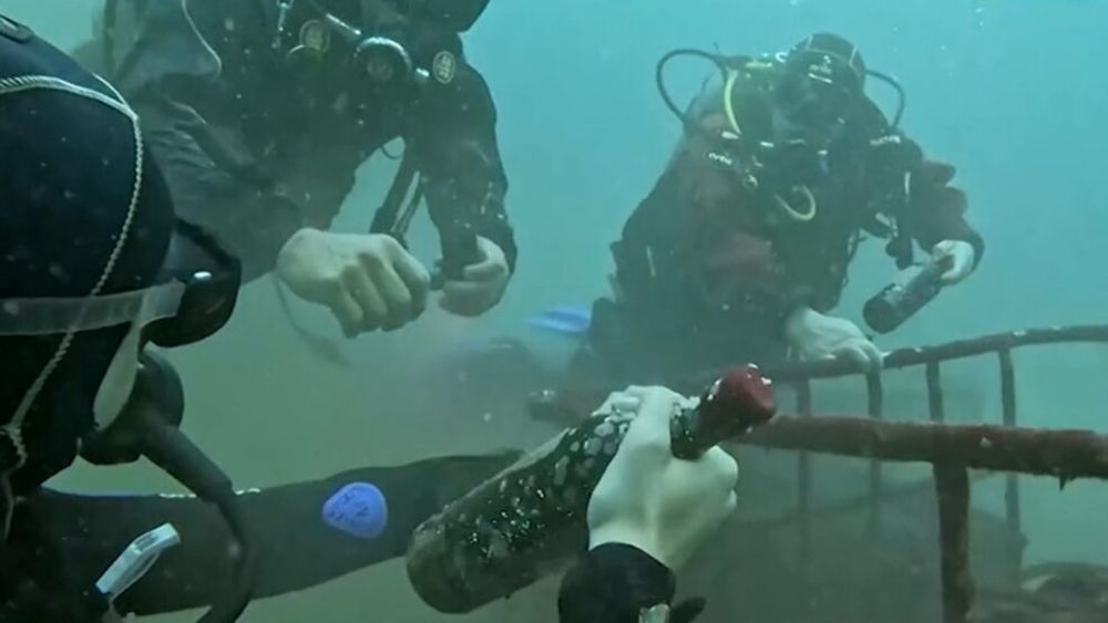 Vinul maturat sub apă / Cum transformă Chile oceanul într-o pivniță pentru vinuri de colecție / Proiectul nu este doar știință și afacere, ci se dezvoltă și ca atracție turistică
