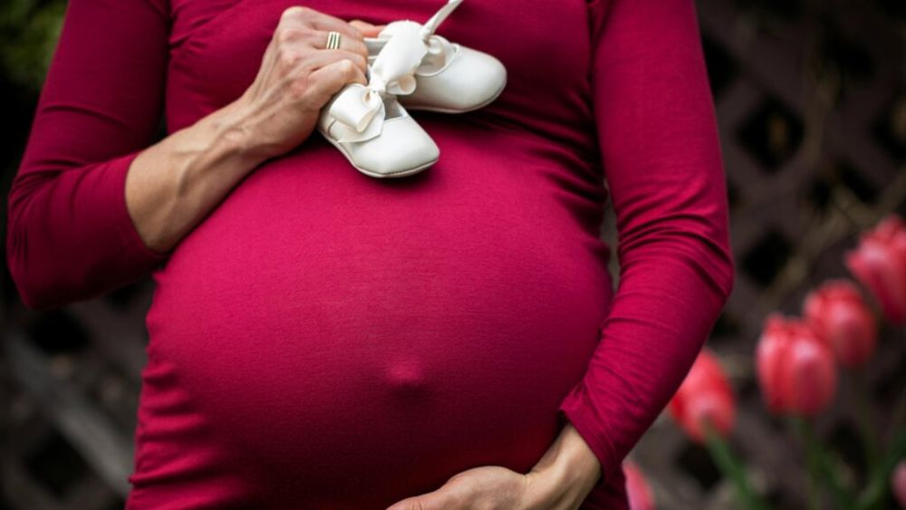 Încerci să rămâi însărcinată?/ Iată patru alimente pe care ar trebui să le consumi, dar și altele pe care să le eviți, pentru a-ți crește fertilitatea