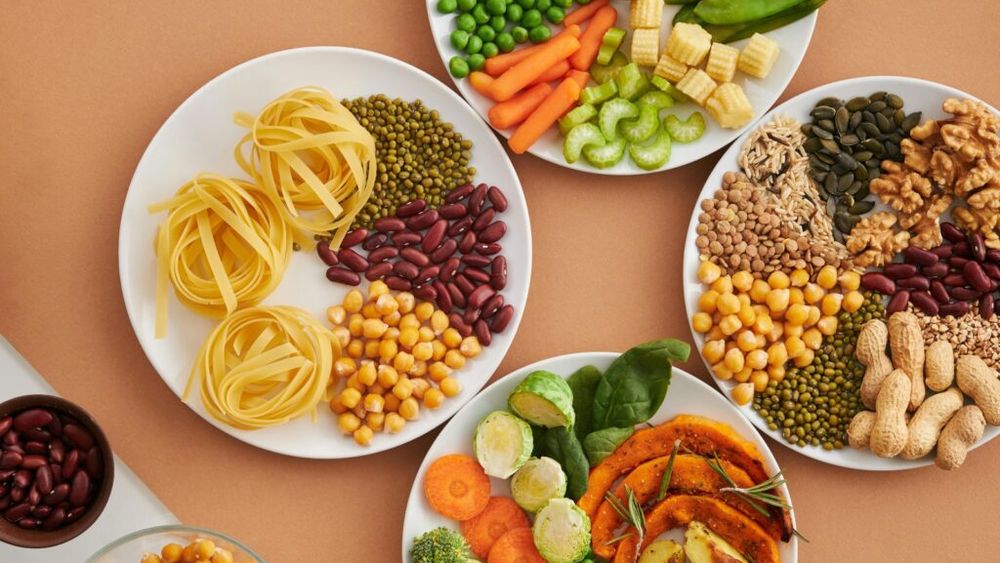 Există alimente care te pot ajuta să ții în frâu neuropatia diabetică / Dacă mănânci spanac, morcovi, nuci, ovăz, macrou și chiar melci, sistemul nervos va avea doar beneficii