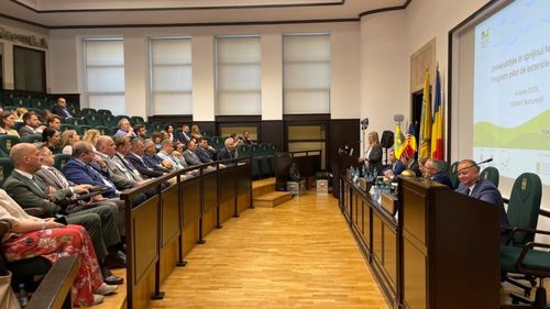 VIDEO | Fermierii din județele Cluj, Timiș și Brașov vor putea beneficia de sprijin direct din partea universităților cu profil agronomic din România, prin intermediul unor servicii de extensie agricolă inspirate din modelul american