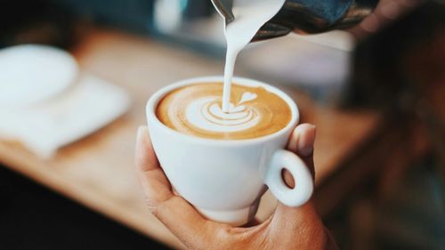 O cafea gratuită pentru cei care donează sânge / Meron lansează Blood Challenge Week în toată țara