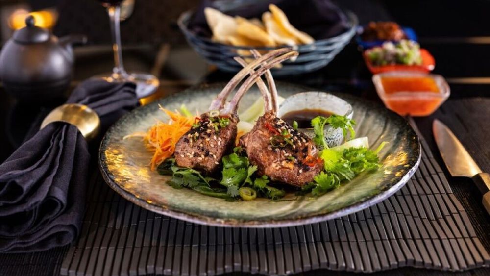 Top 10 cele mai interesante croaziere din lume pentru pasionații gourmet. Uneori se fac escale și se gătește cu produse locale