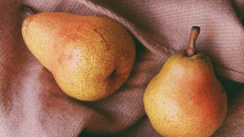 Dacă mănânci zilnic acest fruct, îți asiguri necesarul de fibre și îți menții intestinul sănătos / O nutriționistă dezvăluie că includerea unei pere în dieta zilnică este secretul pentru atingerea obiectivului tău de fibre
