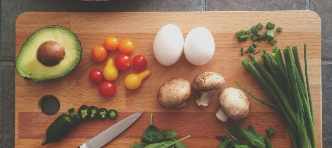 Un studiu uriaș schimbă perspectiva asupra alimentației pentru sănătatea inimii / Nu carbohidrații sau grăsimile contează cel mai mult