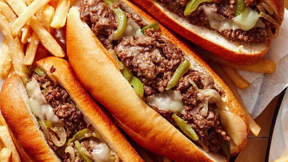 Călătoriile culinare devin un fenomen în SUA / Un sondaj arată care este orașul cel mai căutat de către gurmanzi / Topul celor mai căutate preparate