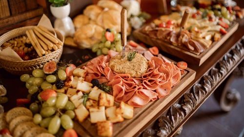 Vrei să deosebești rapid alimentele procesate de cele ultraprocesate? Un medic explică metoda simplă prin care poți identifica produsele care îți pot afecta sănătatea