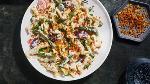 Paste cremoase cu leurdă și sparanghel pentru cină / Un festin delicios de primăvară