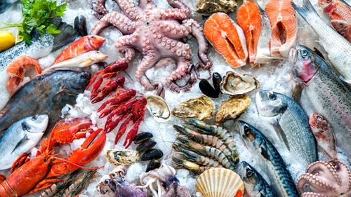 Cele mai sănătoase tipuri de pește pe care le recomandă nutriționiștii / Nouă specii bogate în omega-3 și cu mai puțin mercur