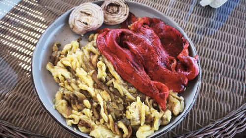 VIDEO FOTO | O salată de vinete în stil catalan. Secretul stă în cel mai bun ulei de măsline