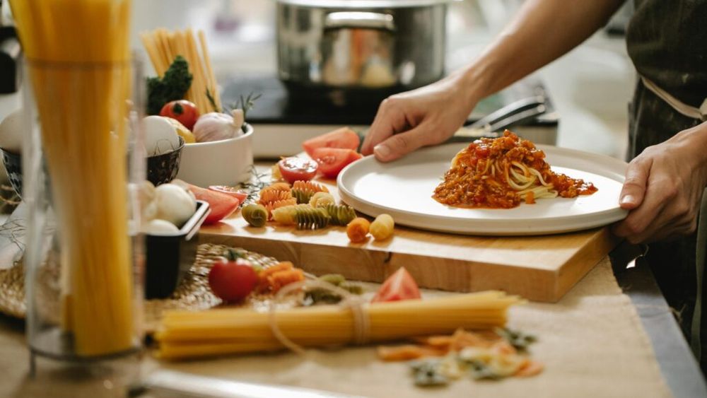 Un renumit gastroenterolog explică de ce să alegem pastele din năut și linte/ Nu doar că nu conțin gluten, dar sunt o importantă sursă de fier, proteine și fibre