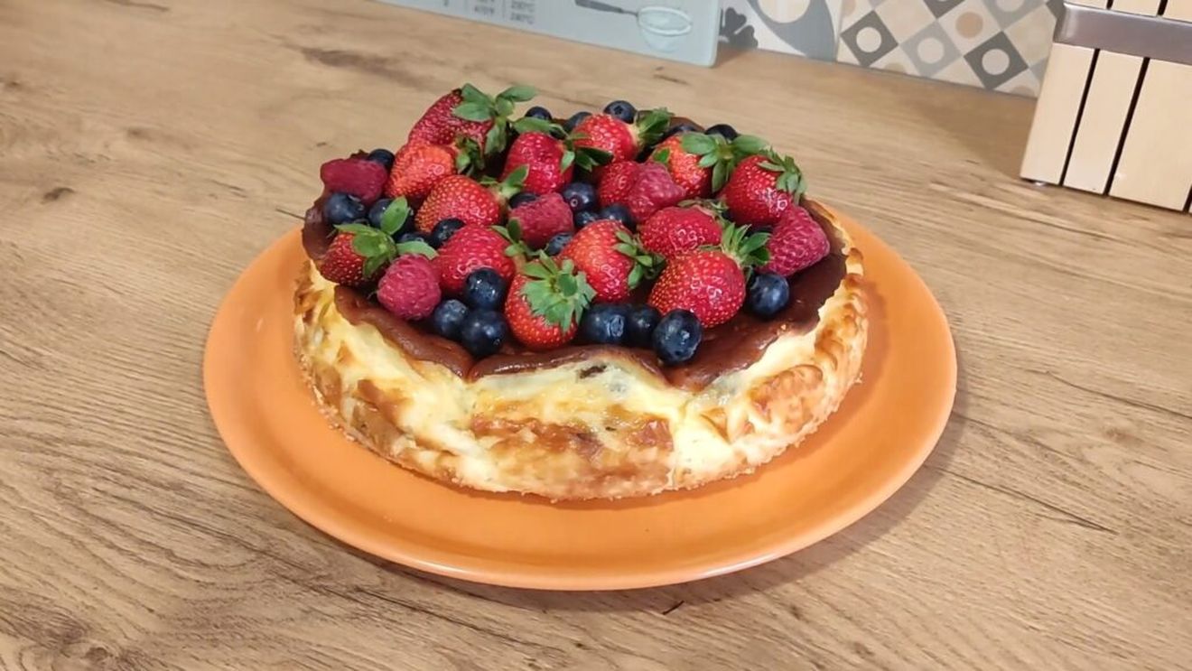 VIDEO Rețetele Juanitei: Tarta de brânză La Viña – un rafinament al gastronomiei basce și spaniole