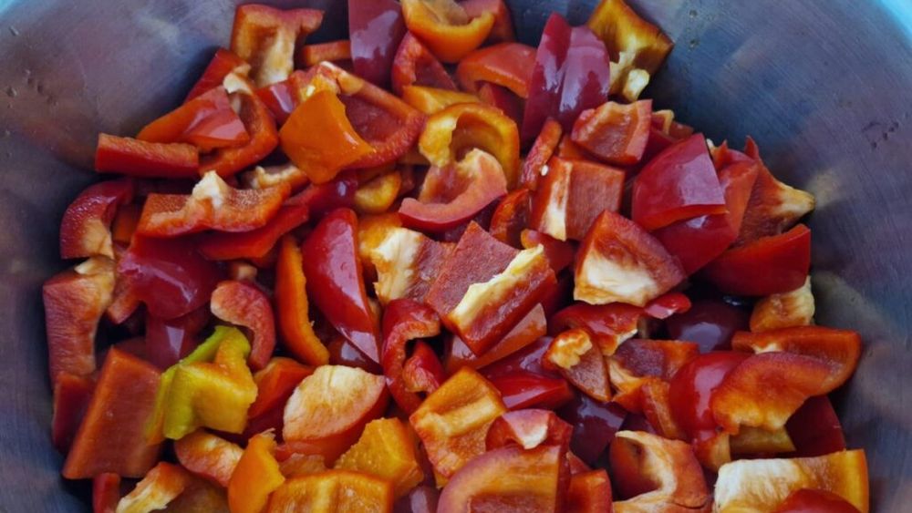 Pipiridzi tângâsiti, mâncarea „aromânilor săraci” care a ajuns la modă în restaurantele fancy / Rețeta originală a deliciului care e gata în mai puțin de-o oră: Doar patru ingrediente, poți să-l savurezi și cald, și rece