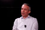 VIDEO | Când hrana devine refugiu pentru emoțiile dificile / Dr. Ion Niculăescu: „Publicitatea asociază frecvent alimentele cu fericirea, familia, prietenia sau momentele de răsfăț. O asemenea imagine poate crea o legătură emoțională cu produsul”