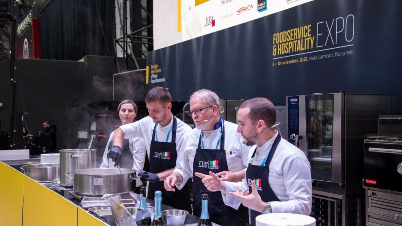 VIDEO / A X-a ediție a Săptămânii Bucătăriei Italiene în lume, celebrată săptămâna viitoare în România, a debutat la târgul FoodService&Hospitality Expo 2025. „Fiecare produs prezentat la târg îmbină tradiția și inovația italiană, armonizând rețetele tradiționale cu cele mai recente evoluții calitative”