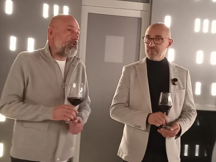 Cezar Ioan si Mircea C. Niculescu