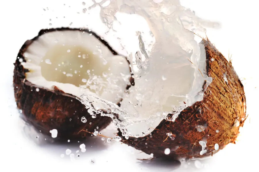 apa-de-cocos-coco-naki-narcis-ionel-gustoi-apa-de-cocos-romania-cocos-vietnam-bauturi-naturale-retail-industria-alimentara-horeca-produse-exotice-tendinte-alimentare