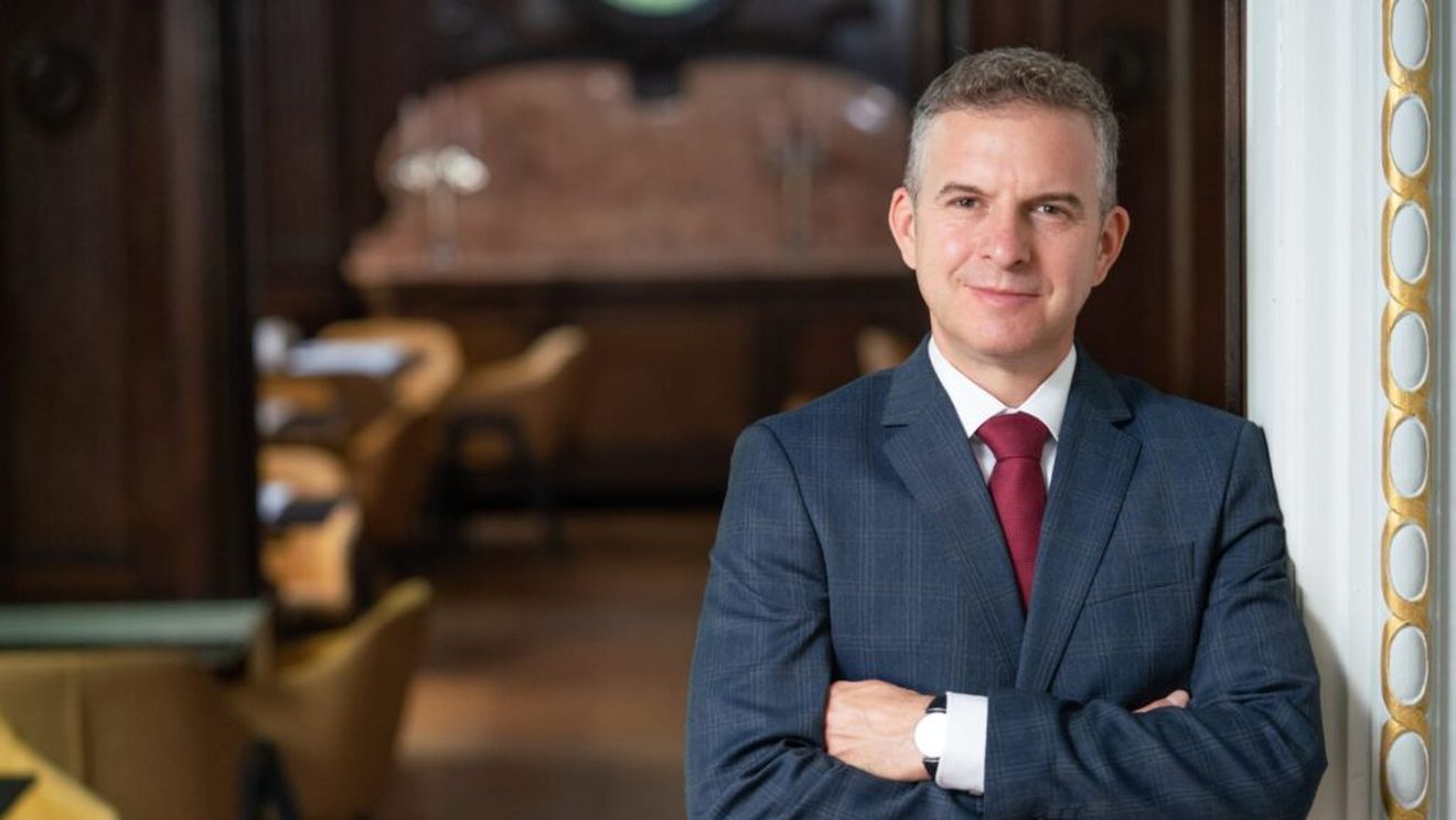 Fermier cu valoare adăugată: Un fost absolvent de Automatică și Calculatoare produce, la Ferma cu Omenie, brânză apreciată, inclusiv la export