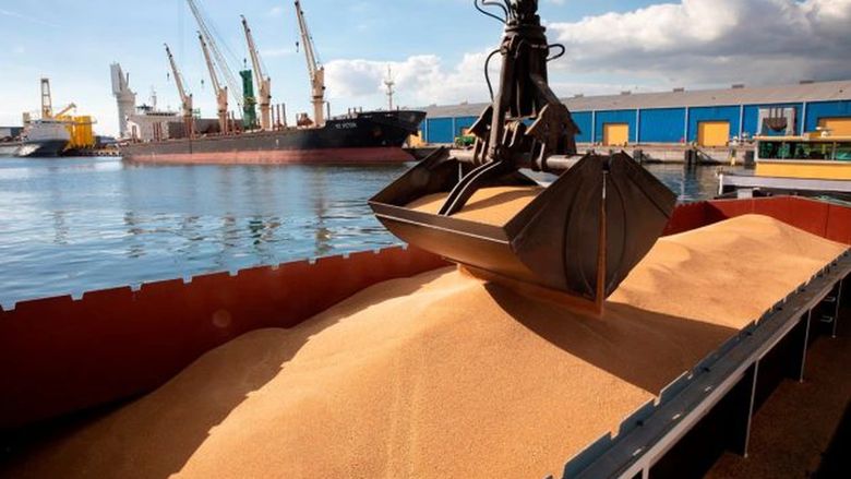Exporturile de cereale, în pericol/ Turcia restricționează traficul navelor în Marea Neagră, pe fondul escaladării conflictului ruso-ucrainean