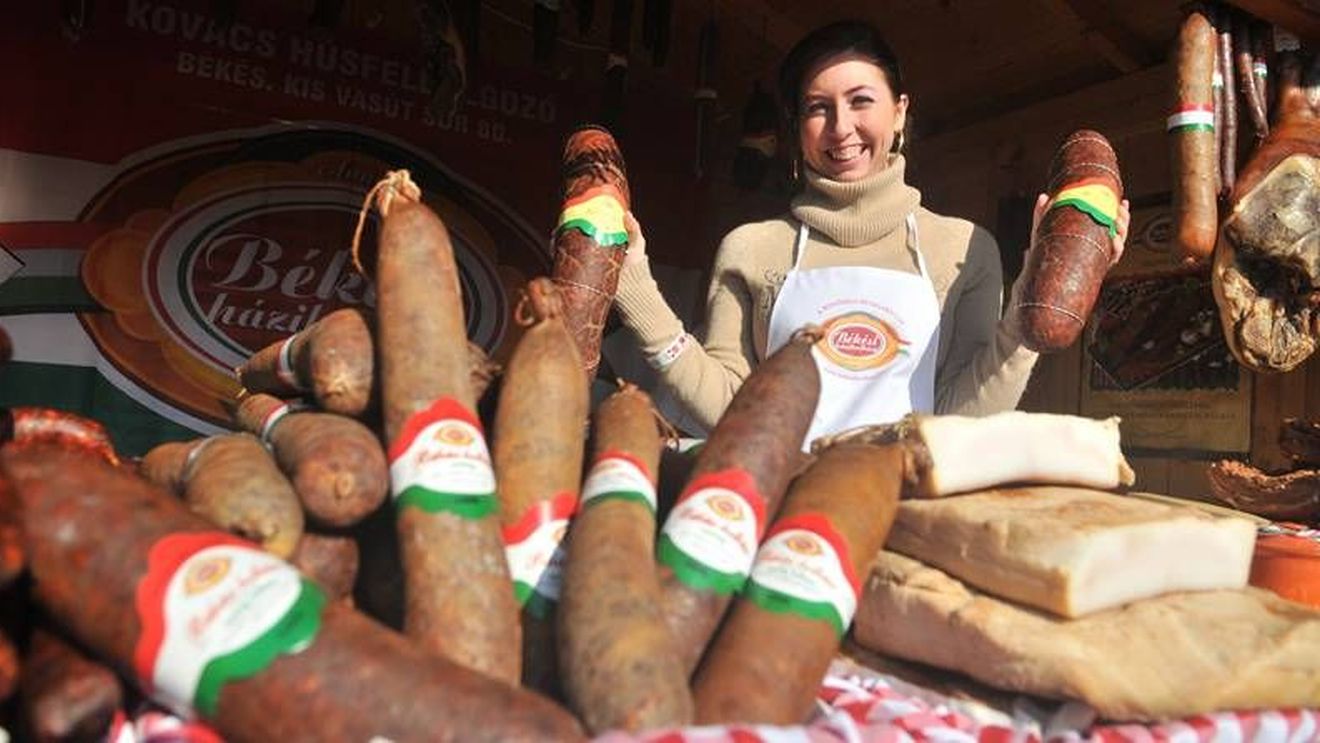 Cârnatul Csaba, sărbătorit între 24-27 octombrie, la a 27-a ediție a festivalului pe care i-l dedică orașul Békéscsaba