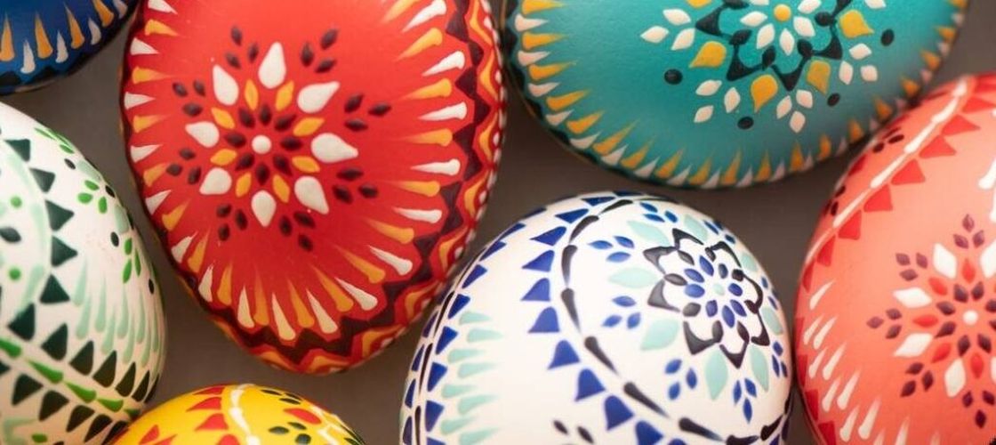 130 de producători și meșteșugari participă la Târgul de Paști din Miercurea-Ciuc / Vânzările, afectate de scăderea consumului