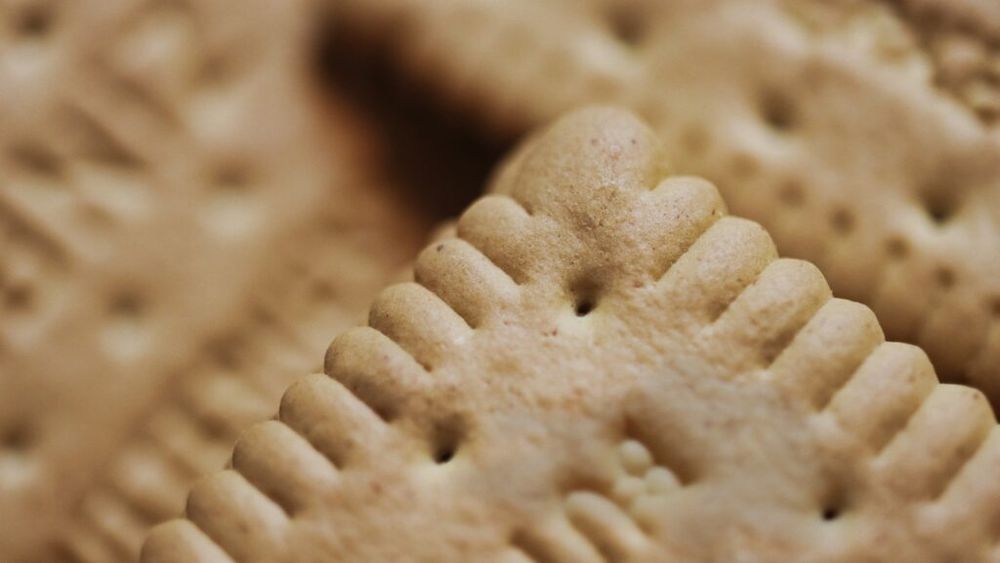 Lot de biscuiţi, retras de la vânzare din magazinele Supeco din cauza depăşirii limitei maxime admise pentru dioxid de sulf