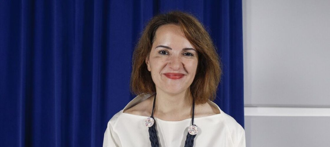 Cum păstrăm corect alimentele în frigider? Nutriționistul Tania Fântână explică ce să punem pe fiecare raft și cât timp să păstrăm mâncarea gătită