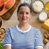 5 semne că ai deficit de vitamina D / Tania Fântână (nutriționist): În ceea ce privește alimentația, cele mai bogate surse naturale de vitamina D sunt uleiul din ficat de cod, somonul, macroul, sardinele și gălbenușul de ou