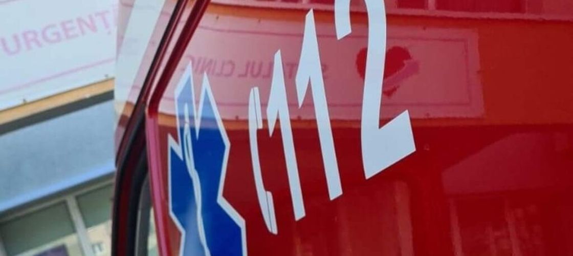 Firma de catering care a livrat masa caldă la o școală din Bacău, amendată cu 65.000 de lei / ANSVSA i-a suspendat activitatea după ce 26 de copii au avut probleme digestive, iar unul dintre ei a fost internat în spital