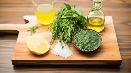 Orice salsa verde este un sos rece crud de ierburi aromatice care însoțește de regulă carnea sau peștele. Un scurt excursus prin istoria milenară a sosurilor preparate din ierburi aromatice