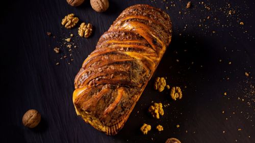 LUCA lansează cozonacul de Paște. Ediție limitată la 39,99 lei