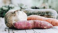 8 legume pe care bunicii le păstrau toată iarna fără borcane și congelator. Se pot cultiva și depozita luni întregi