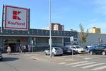 Kaufland începe să închirieze locurile de parcare. Retailerul testează abonamente lunare și anuale într-un magazin din București