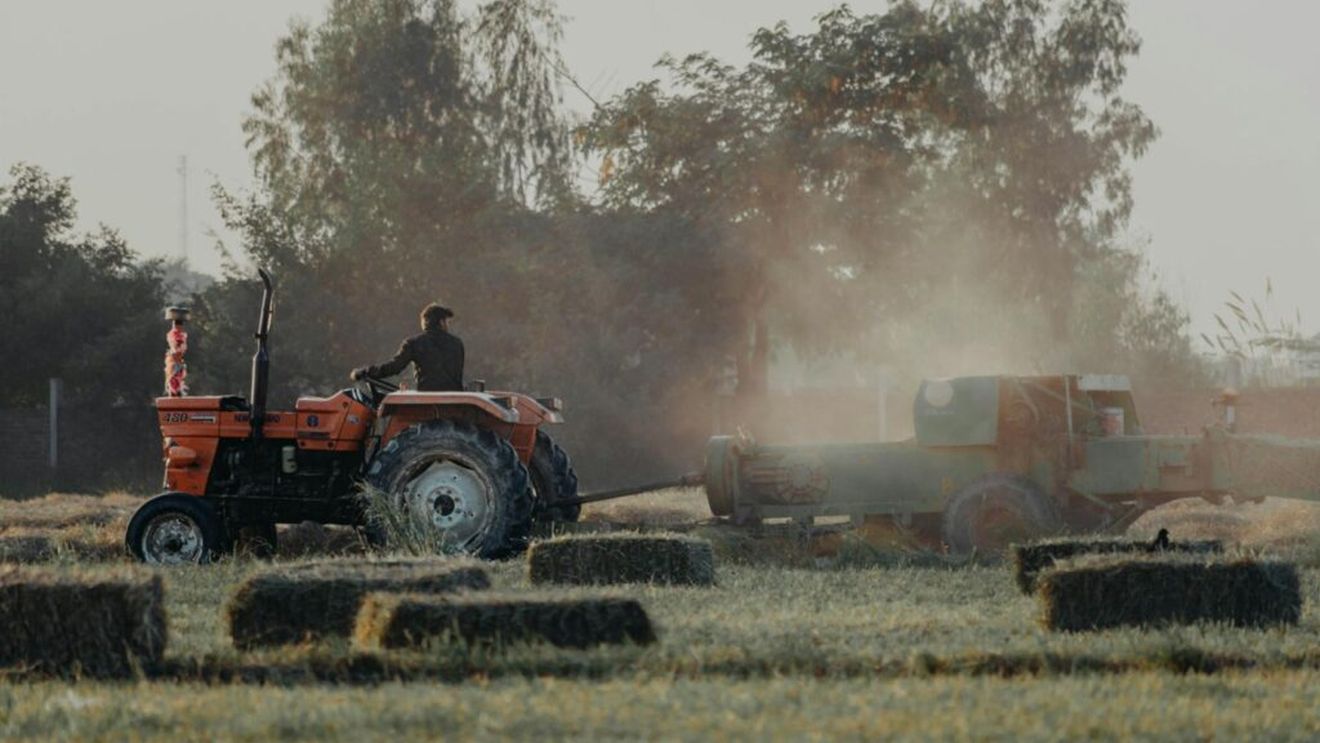 Ministrul Mediului oferă mai multe detalii despre programul Rabla la tractoare: Fermierii vor beneficia de un sprijin nerambursabil de până la 20.000 euro pentru un vehicul / Valoarea tractorului nu trebuie să depăşească 55.000 euro